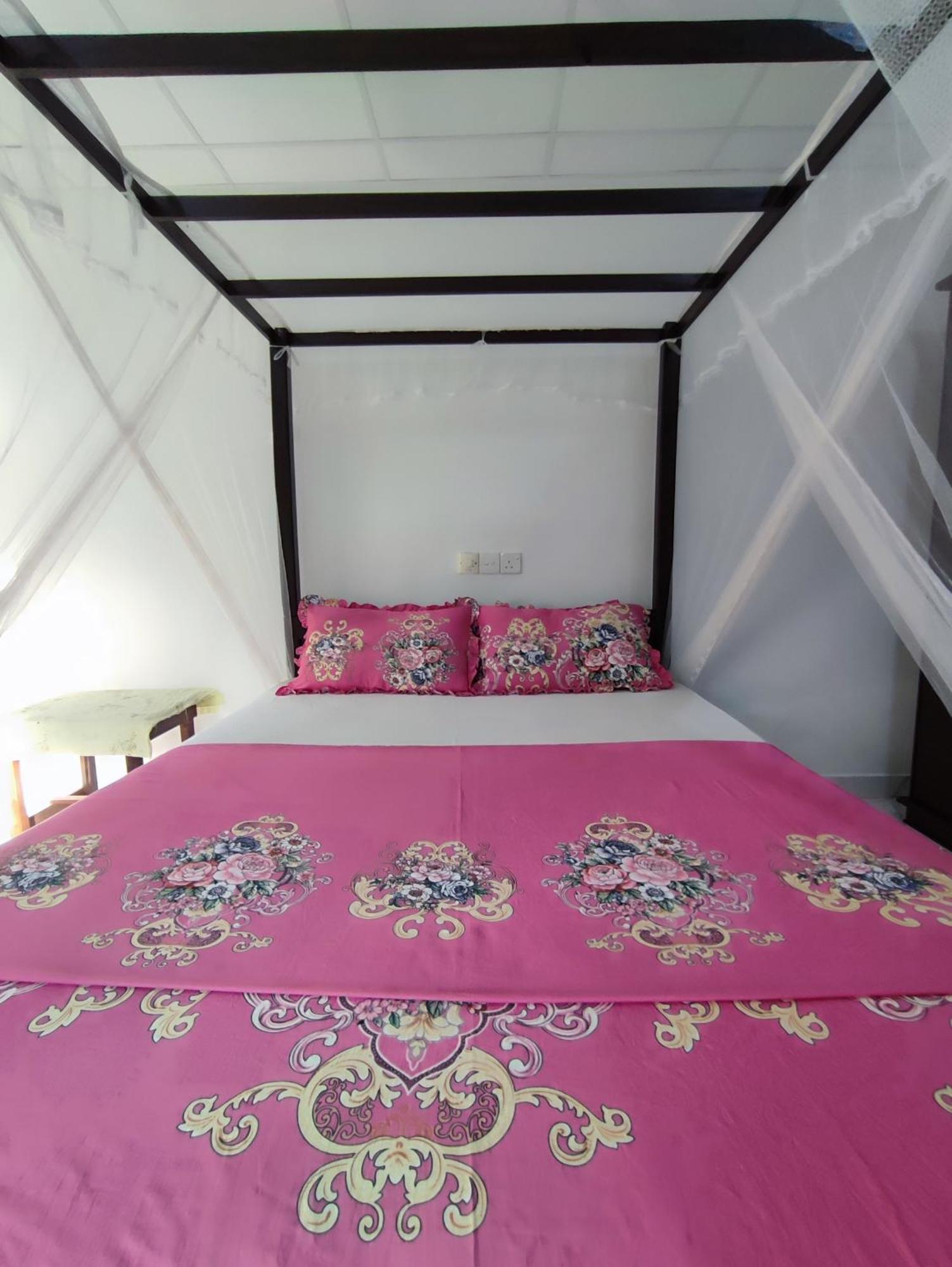 Bino Homestay Mirissa